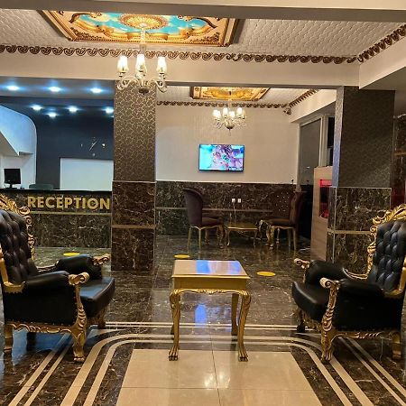 Grand Black Hotel Mersin  Buitenkant foto