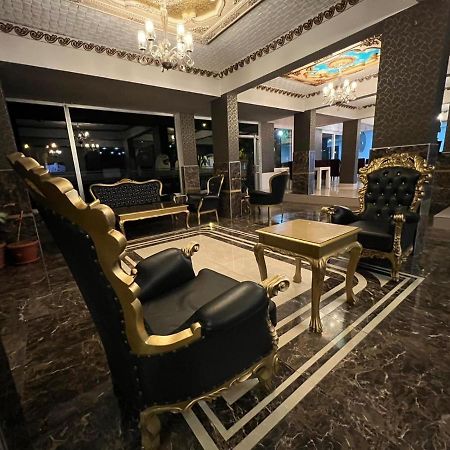 Grand Black Hotel Mersin  Buitenkant foto