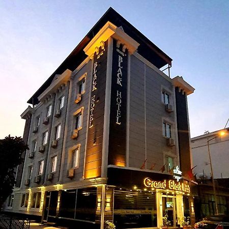 Grand Black Hotel Mersin  Buitenkant foto