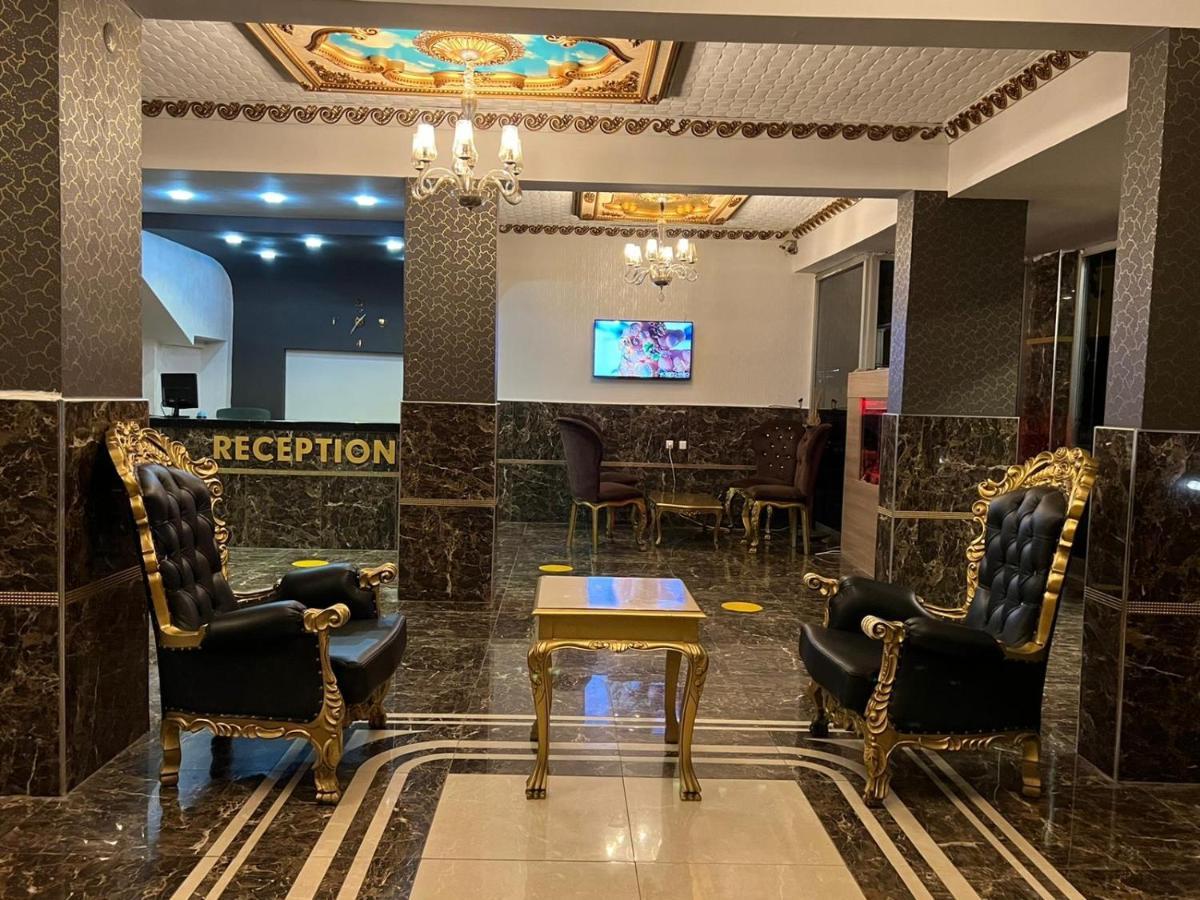 Grand Black Hotel Mersin  Buitenkant foto