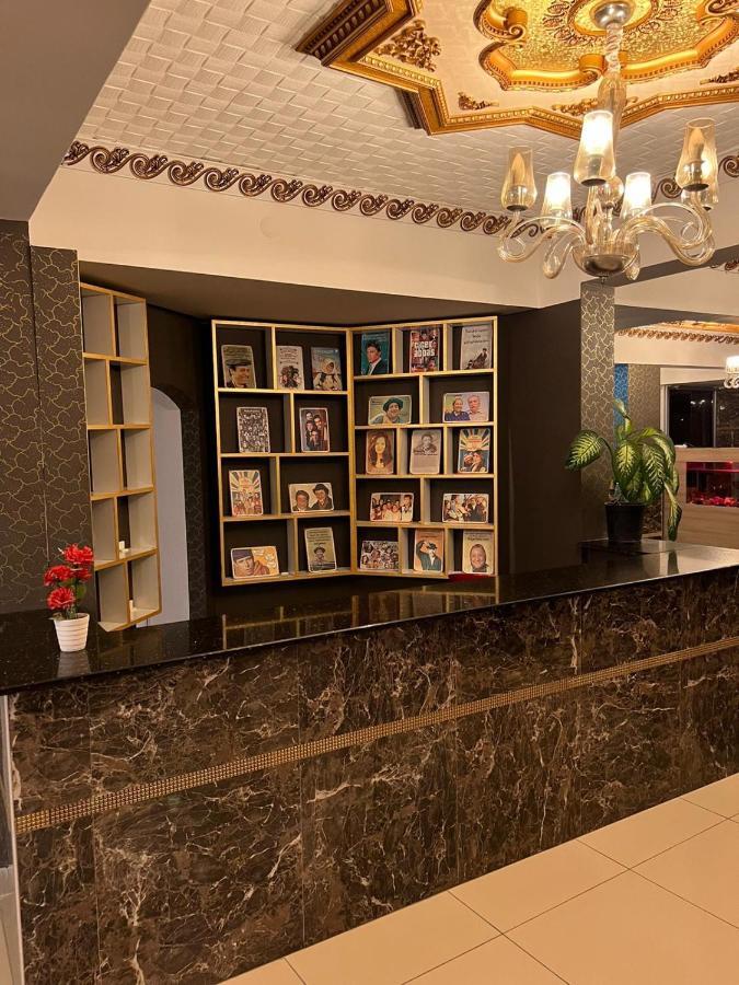 Grand Black Hotel Mersin  Buitenkant foto